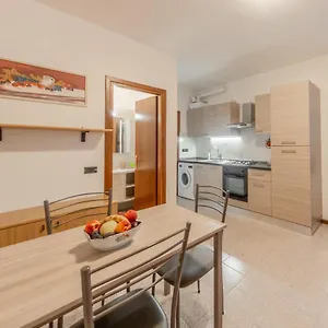 Casa Olga - Bilocale Con Terrazzo Zona Fiera , Verona Italia